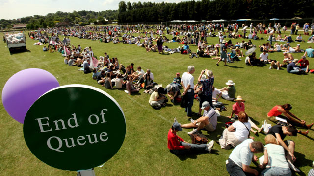 Wimbledon tennis queue
