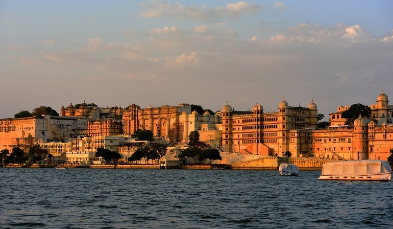 Pichola Lake