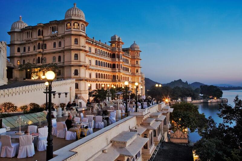 The Most Romantic places in Udaipur: Fateh Prakash Palace