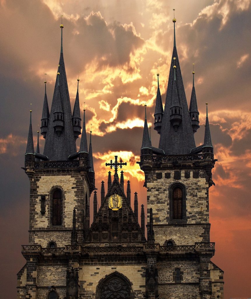 things to know before visiting Prague