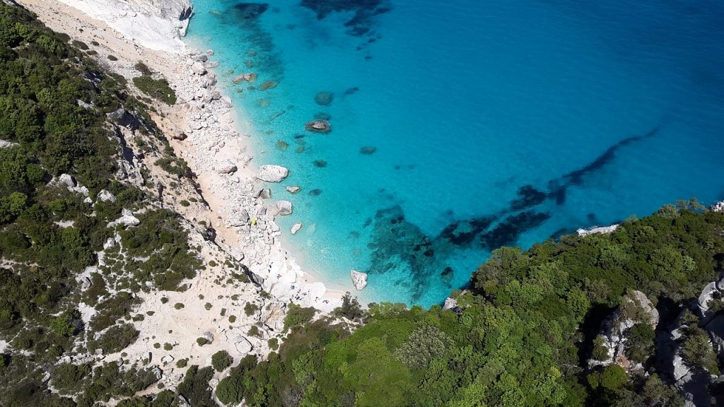 The 15 most beautiful beaches in Italy.